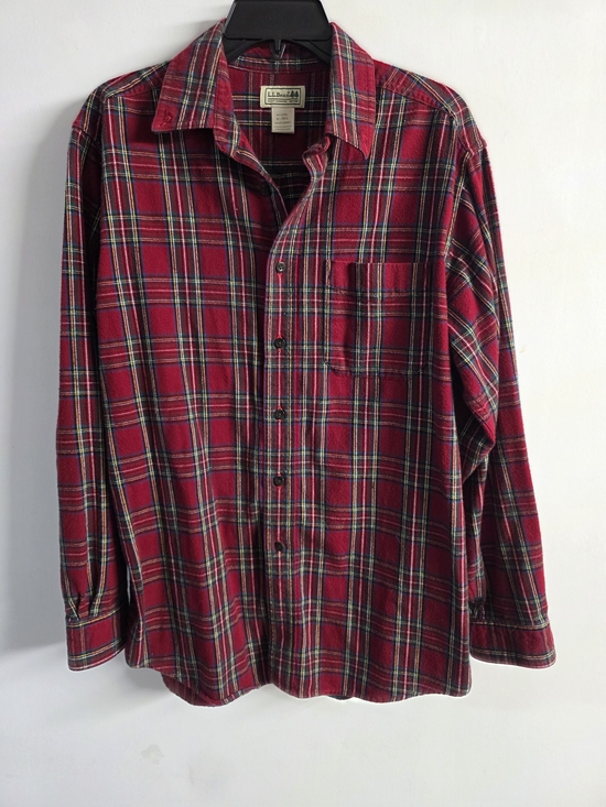 L.L. Bean Other - L.L. Bean Men’s Red Plaid Flannel Long Sleeve Pocket Shirt. Button Up Size M